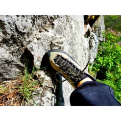 La Sportiva TC Pro - Climbing Shoes -Alpine Trek Sale Store la sportiva tc pro climbing shoes 1857e12bb362b884bfe7e15755660713 1